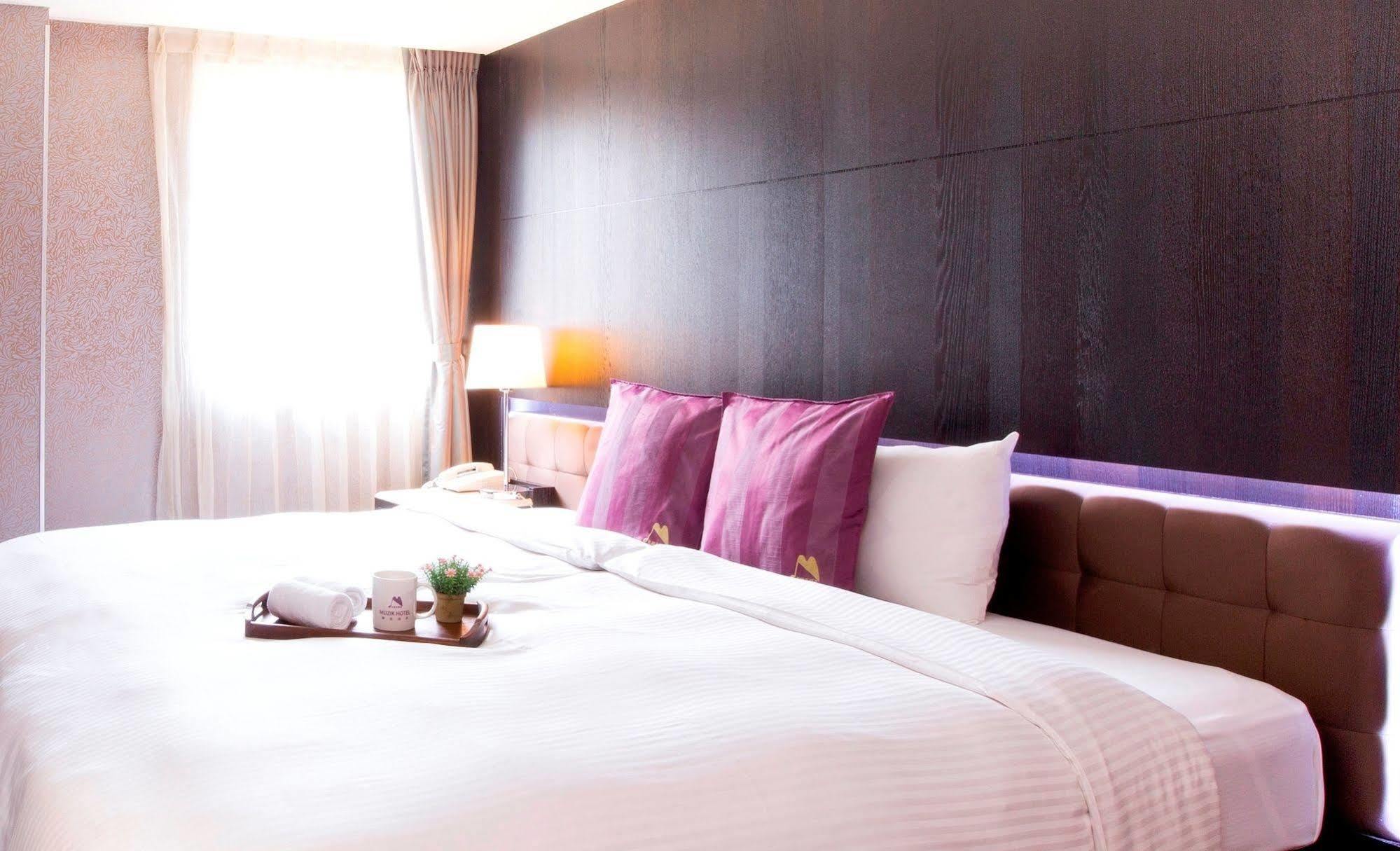 Muzik Hotel - Ximen Station Branch Taipei Dış mekan fotoğraf